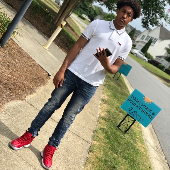 Meet your Posher, Travis - Picture 4 of 5